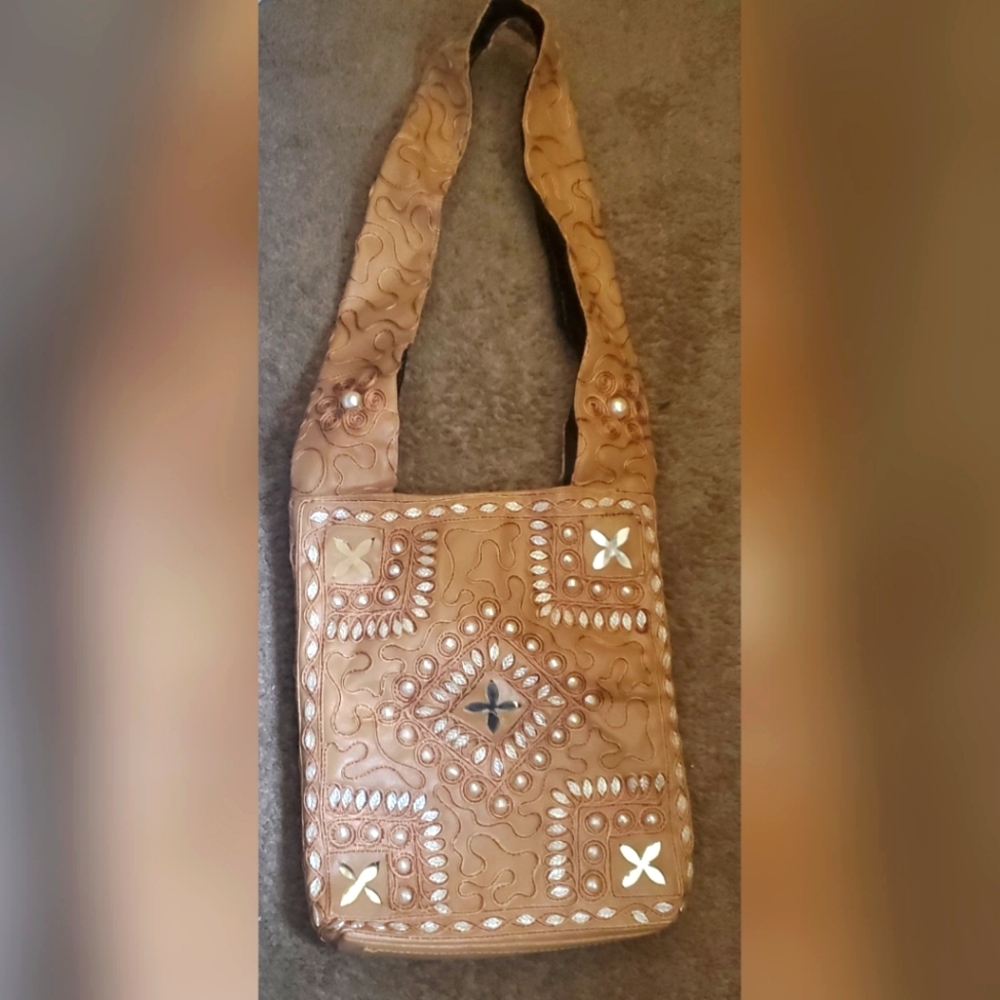 Hand bang with beautiful beats work